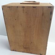 Caisse bois laiterie Charentes