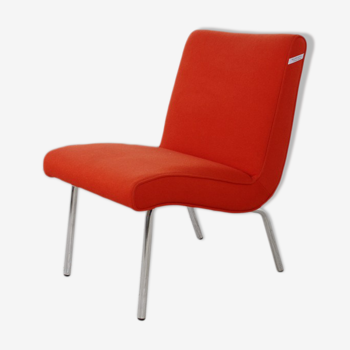 Red Vostra armchair designed by Jens Risom for Walter Knoll