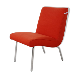 Red Vostra armchair designed by Jens Risom for Walter Knoll