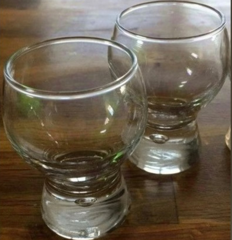 Lot 6 shooters glasses or verrines super nice h 7 cm diameter 4.5 m