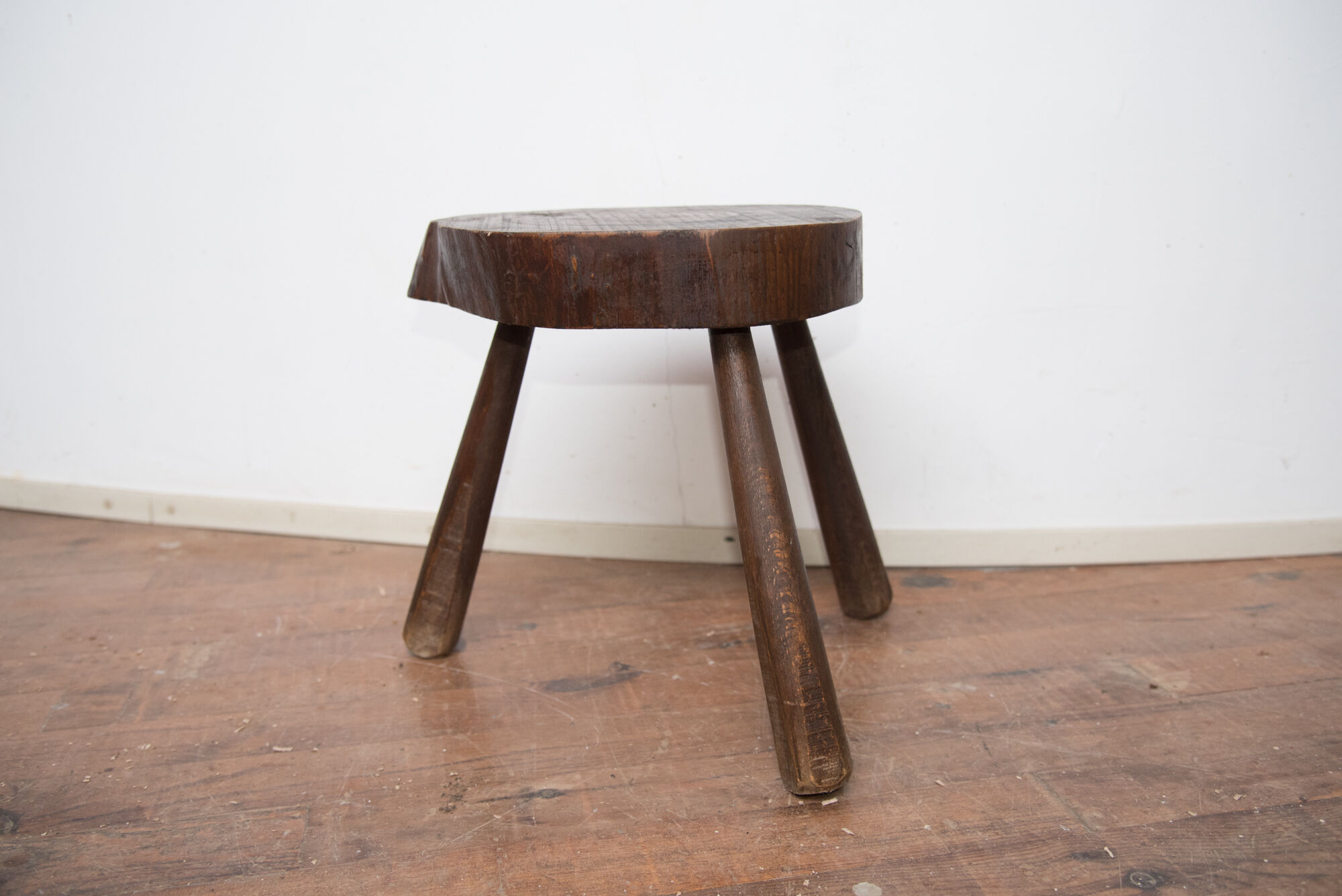 Vintage brutalist tab