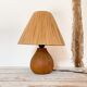 Lampe en bois et raphia