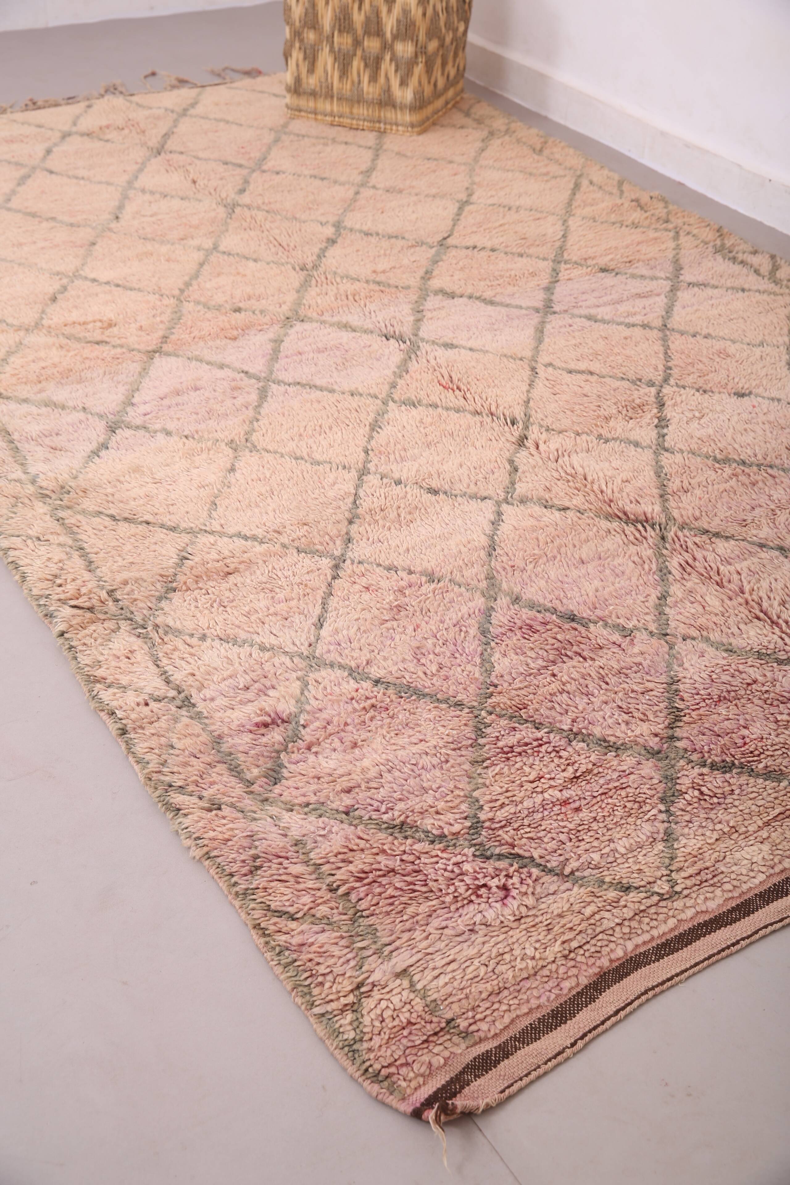 Pink Vintage Handmade Moroccan rug 183 x 313 cm - Berber Wool Rug Authentic