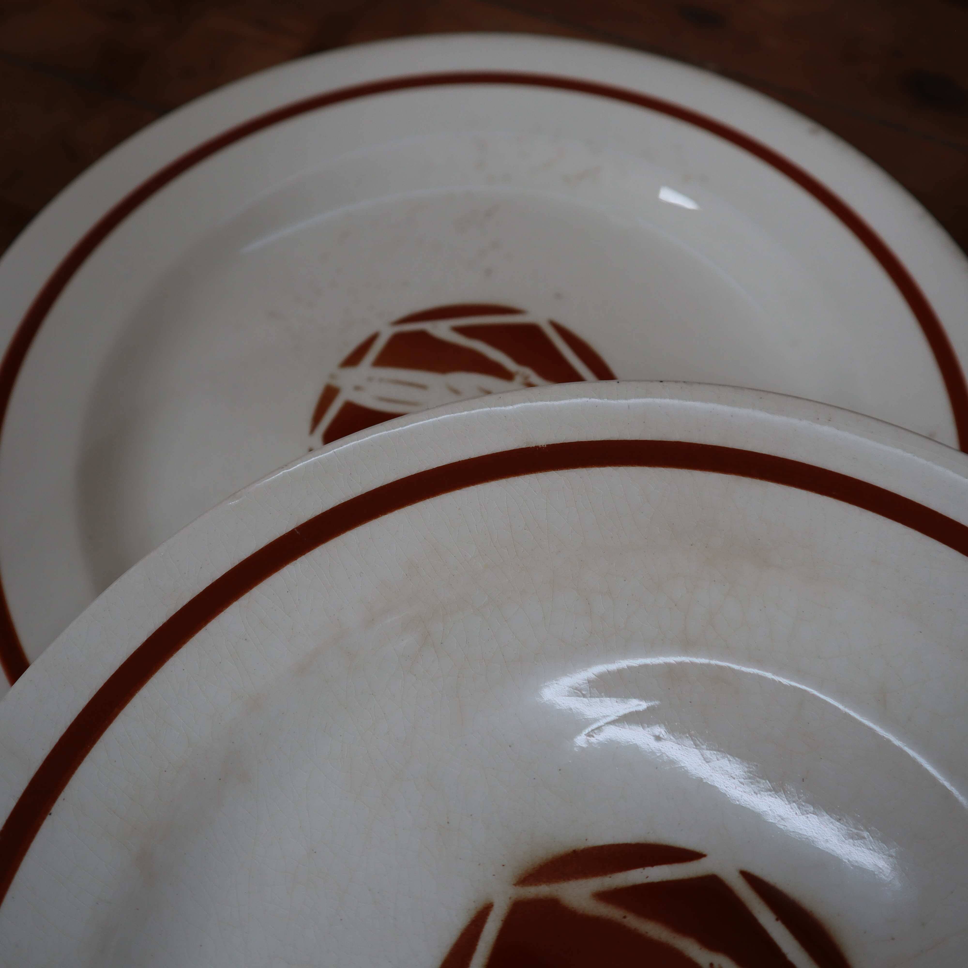 Set of 9 flat iron earth plates Salins "Colibri" France