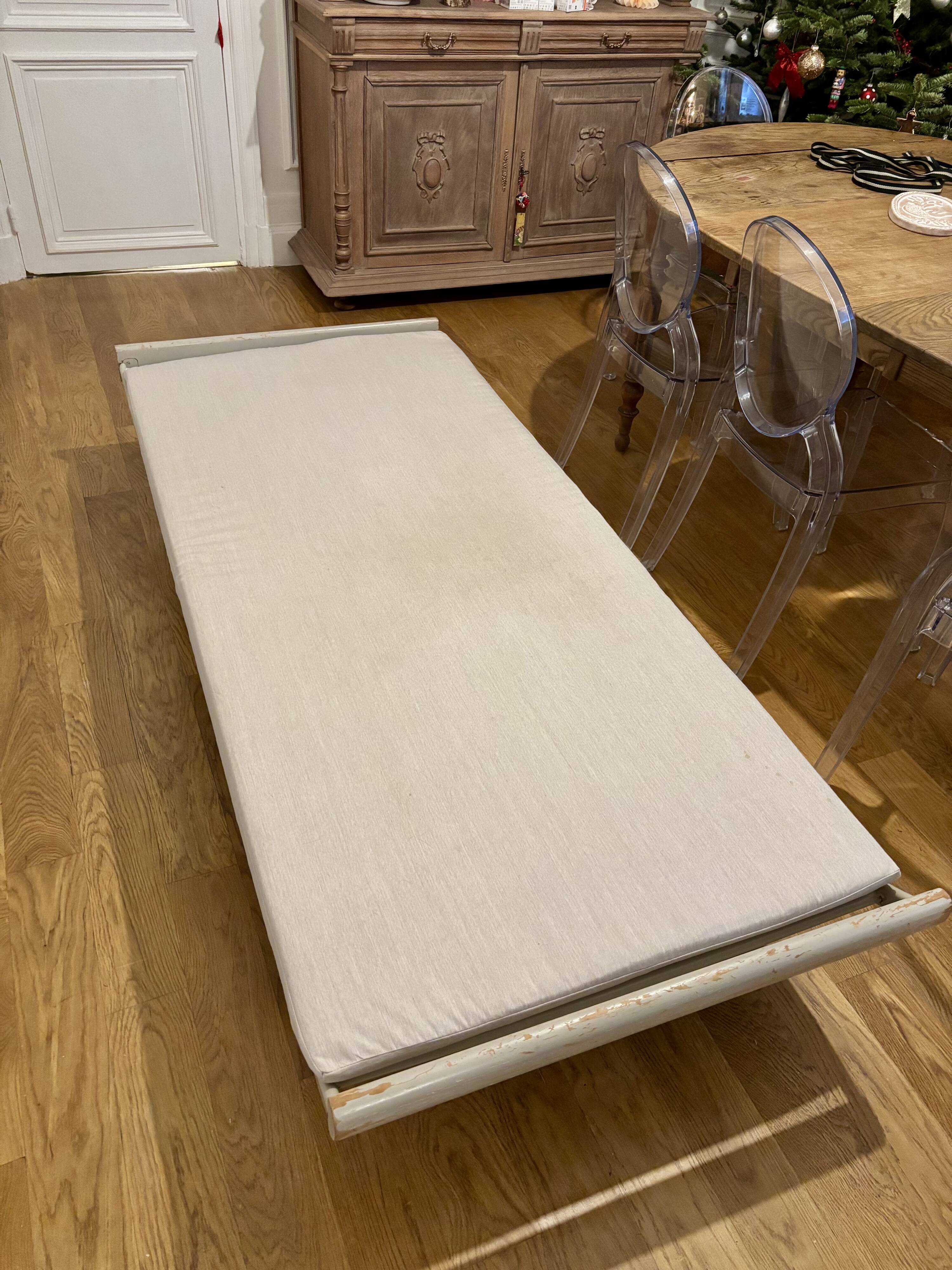 Cleopatra daybed by designer Dick Cordemeijer