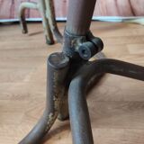 Old and reglable school puputre