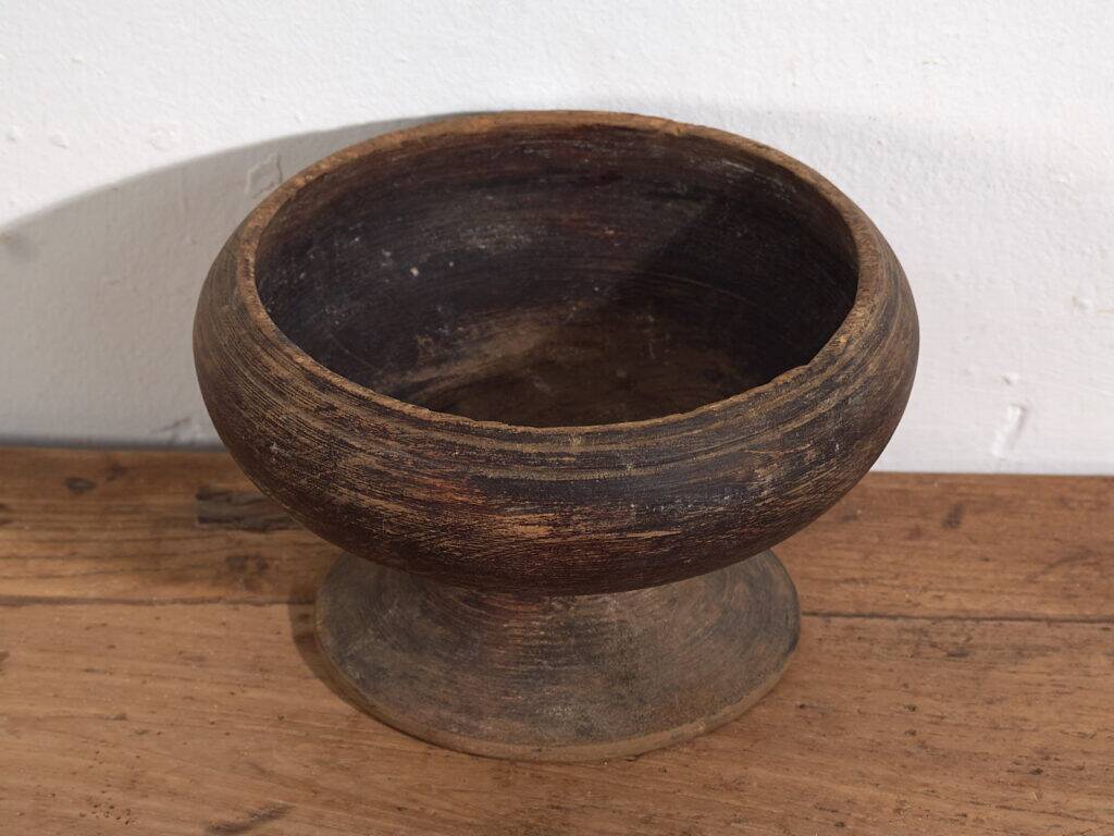 Ancient Tibetan bowl (c.1900) #36