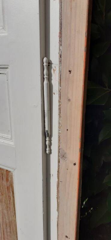 Pair of 19th-century cupboard doors and frame, woodwork