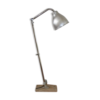 Ki-e-clear lamp