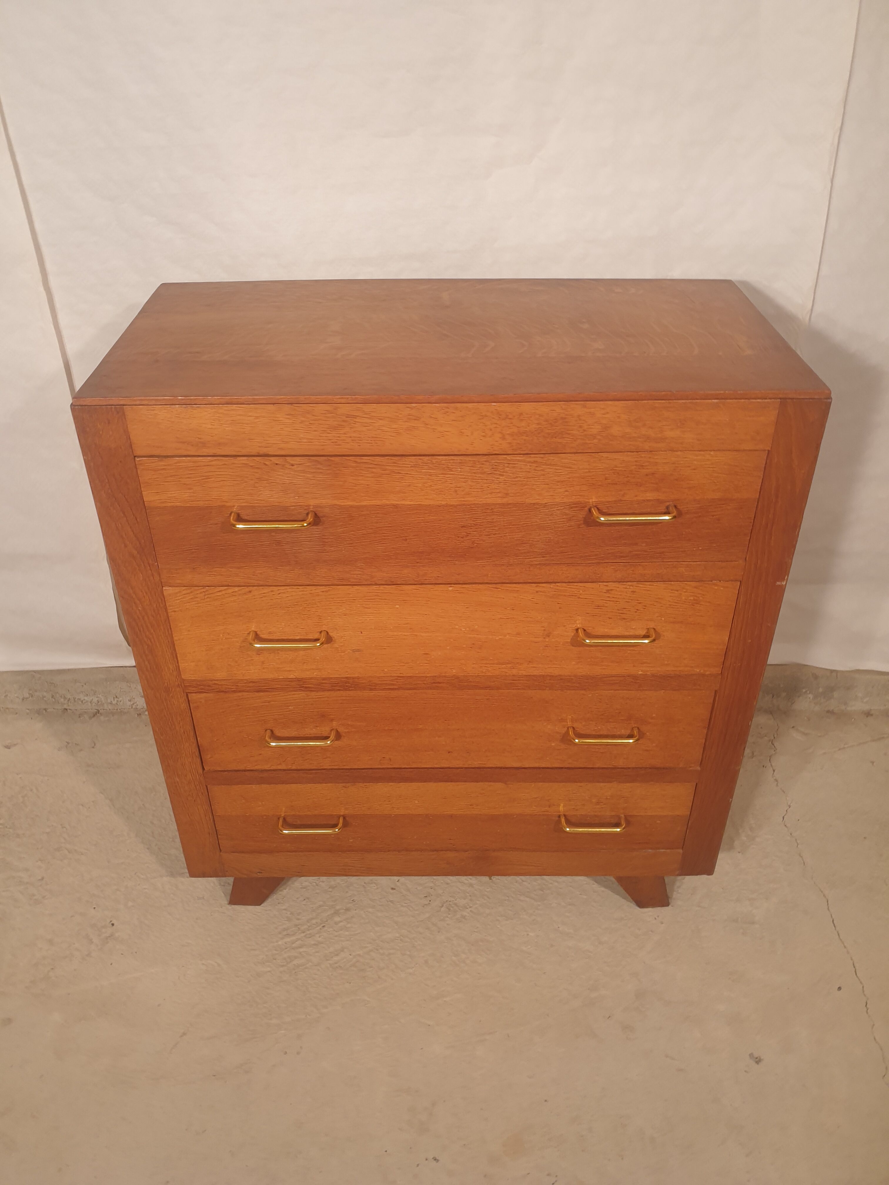 Commode vintage