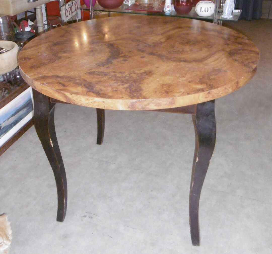 Round table art deco style - elm magnifying glass top and black wooden legs