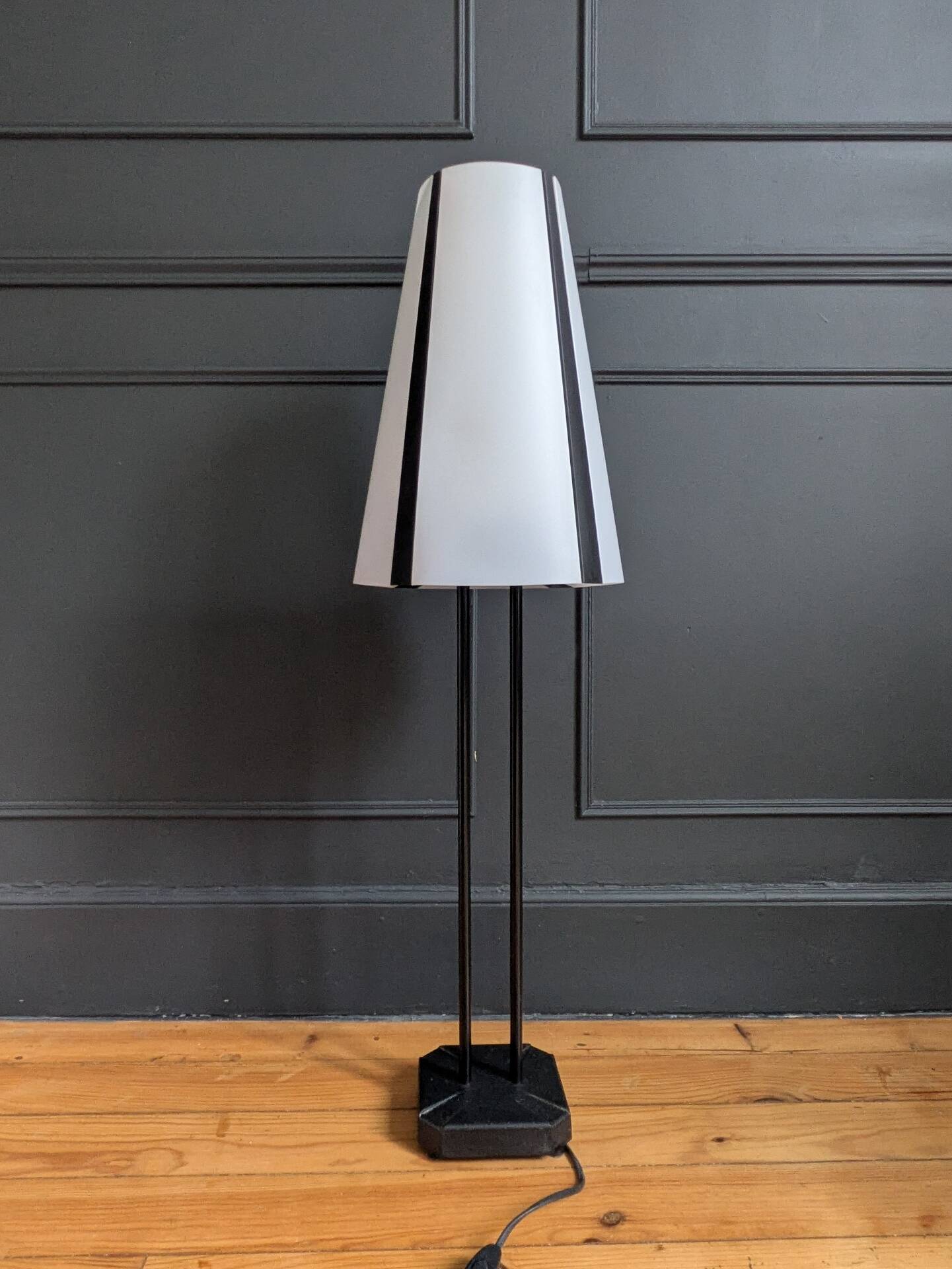 Vintage table lamp IKEA Vistofta by Gunnar Jensen. Postmodern.