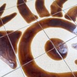 Round ceramic coffee table with “rooster” motif by Dan
