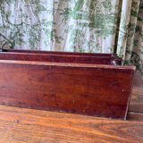 Elégante étagère murale victorienne en acajou. Fin XIXe