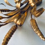 Double golden spike wall lamp