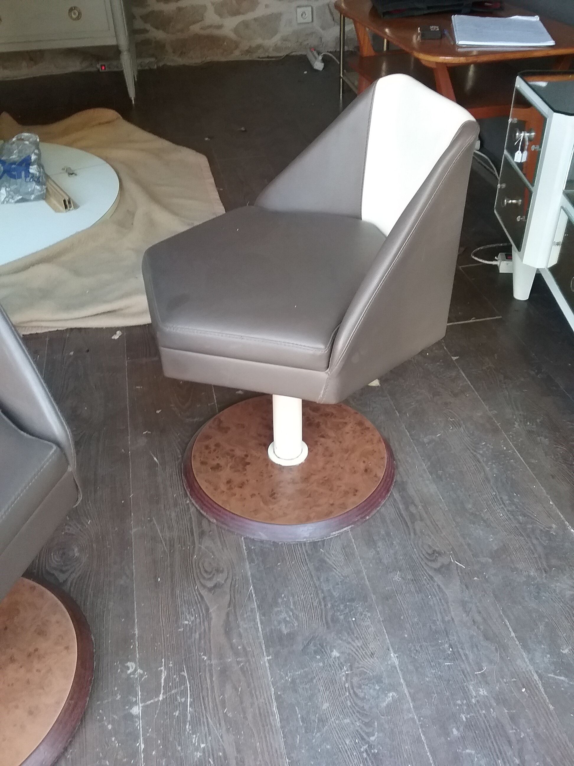 Set of 4 vintage chairs