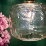 Suspension globe vintage en verre ambré