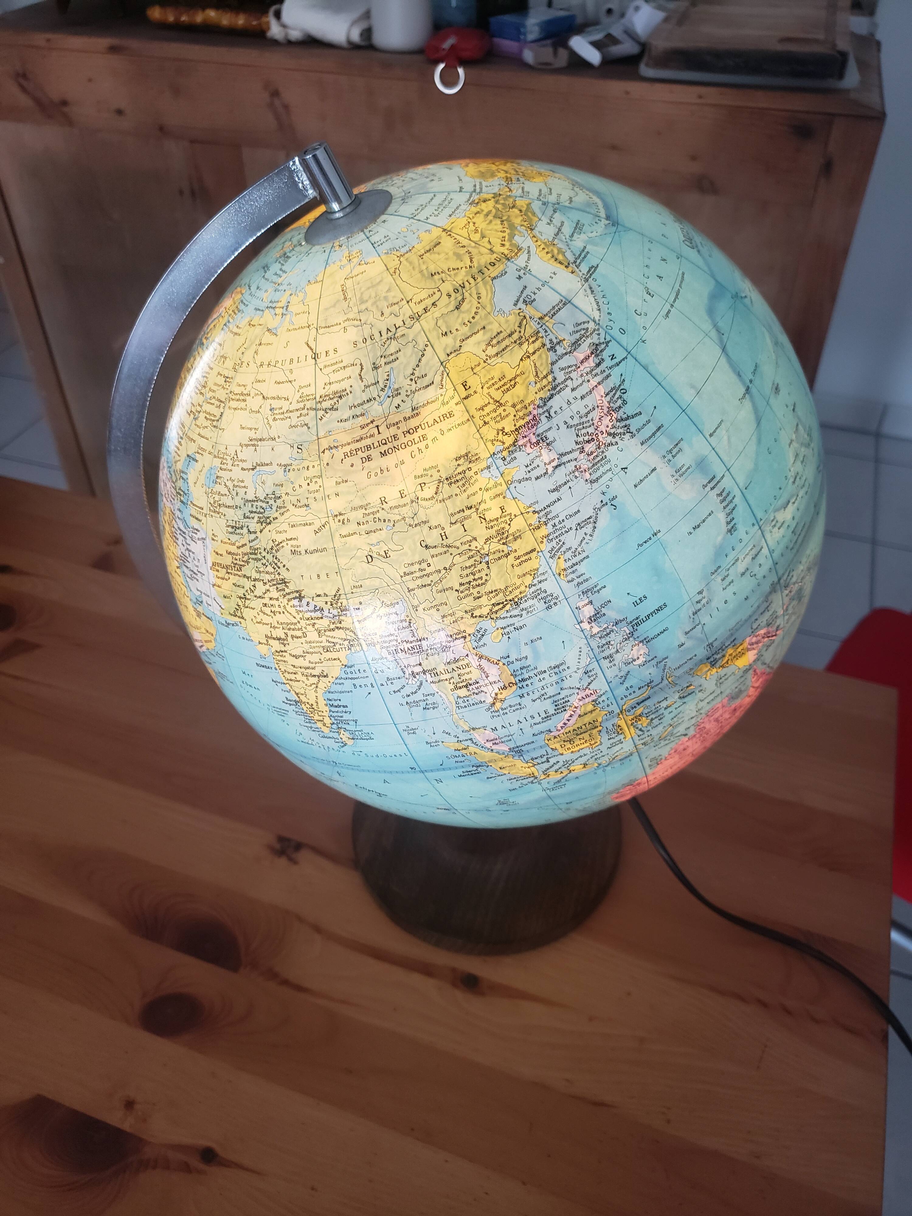 Barren luminous earth globe