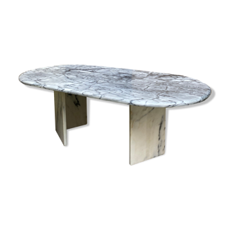 Oval marble coffee table