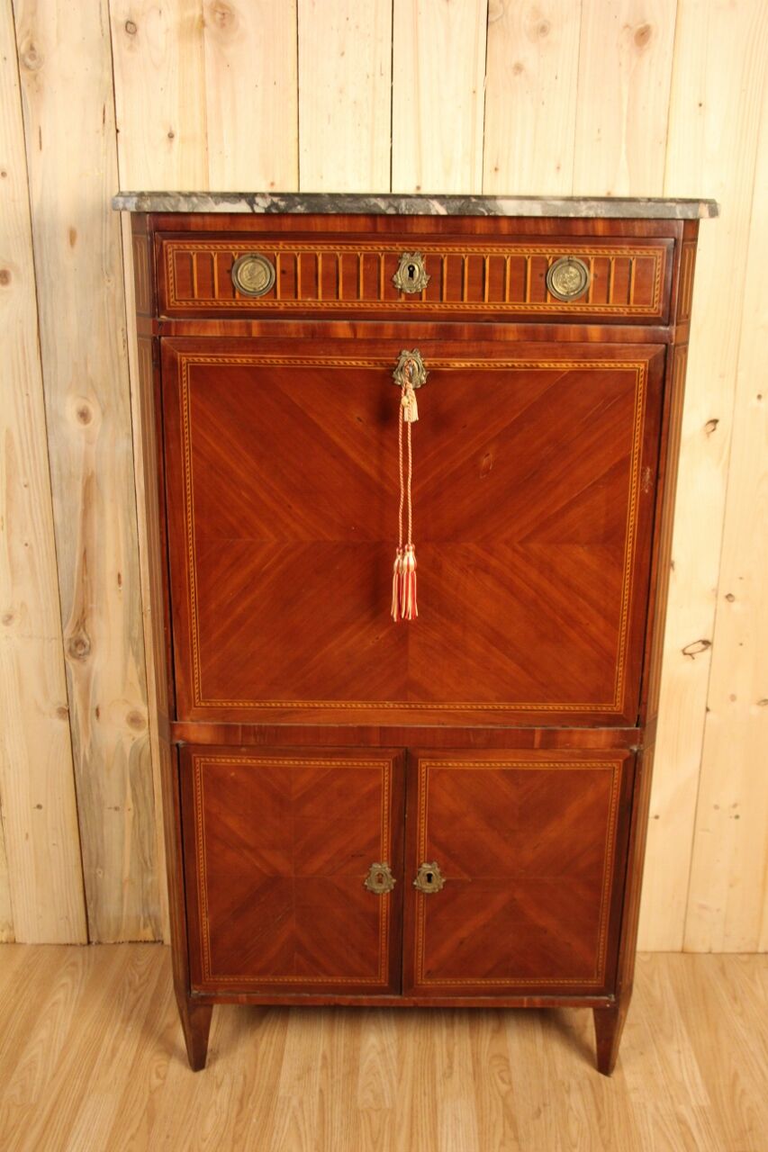 Secretary of the time Louis XVI In Marquetry