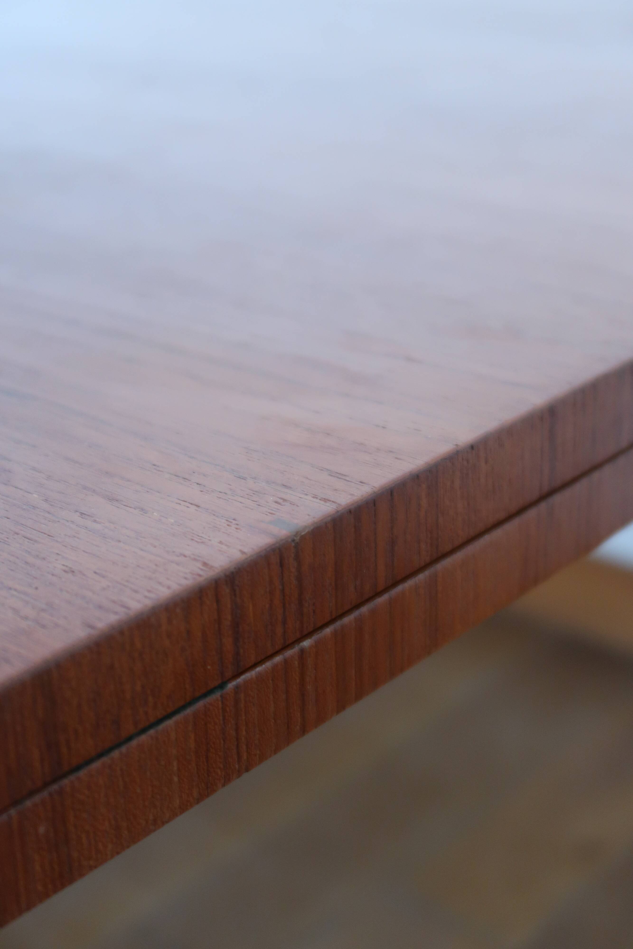 Large Scandinavian extendable coffee table