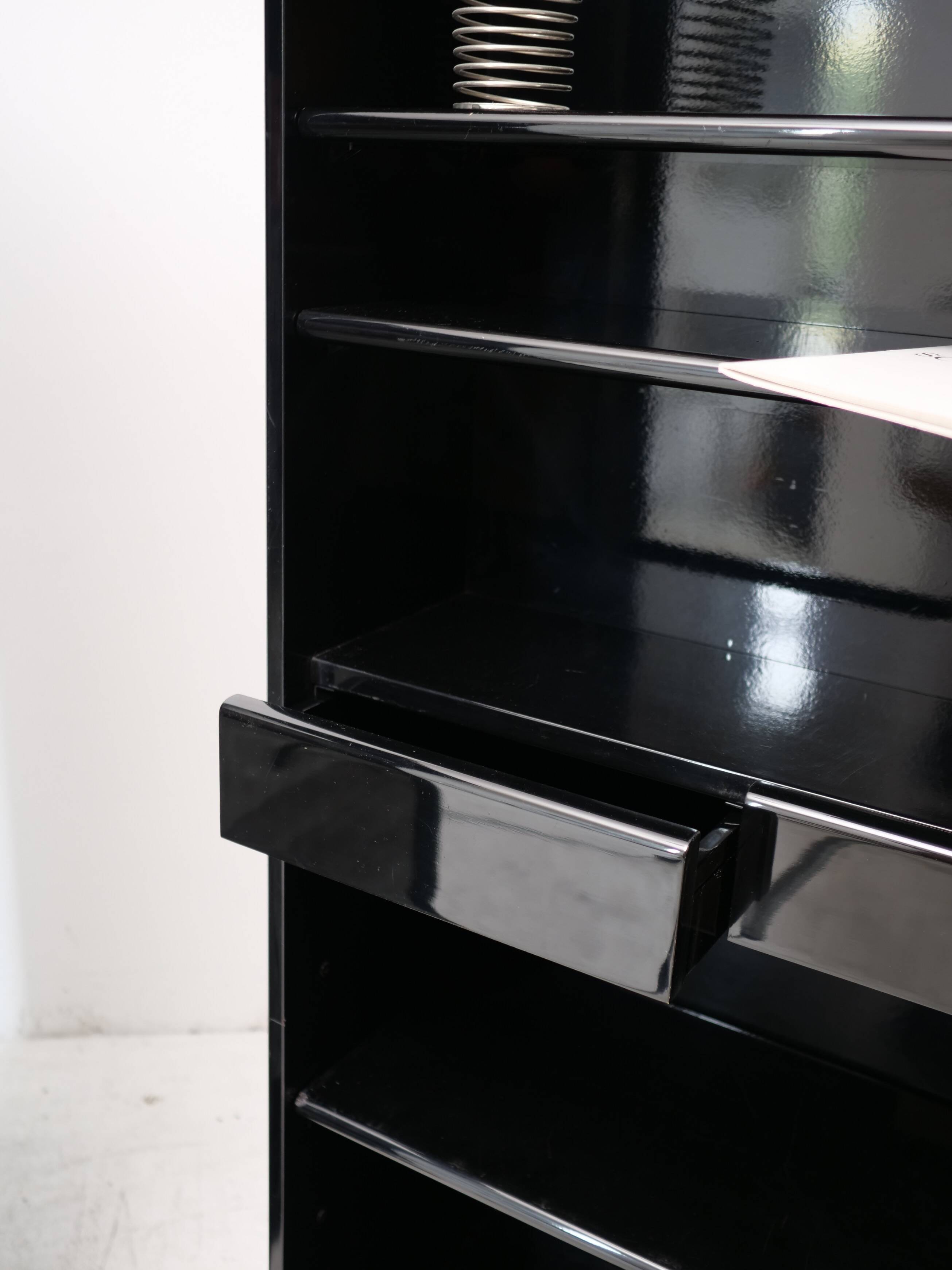 Rotating bookshelf Arflex Italy 1970