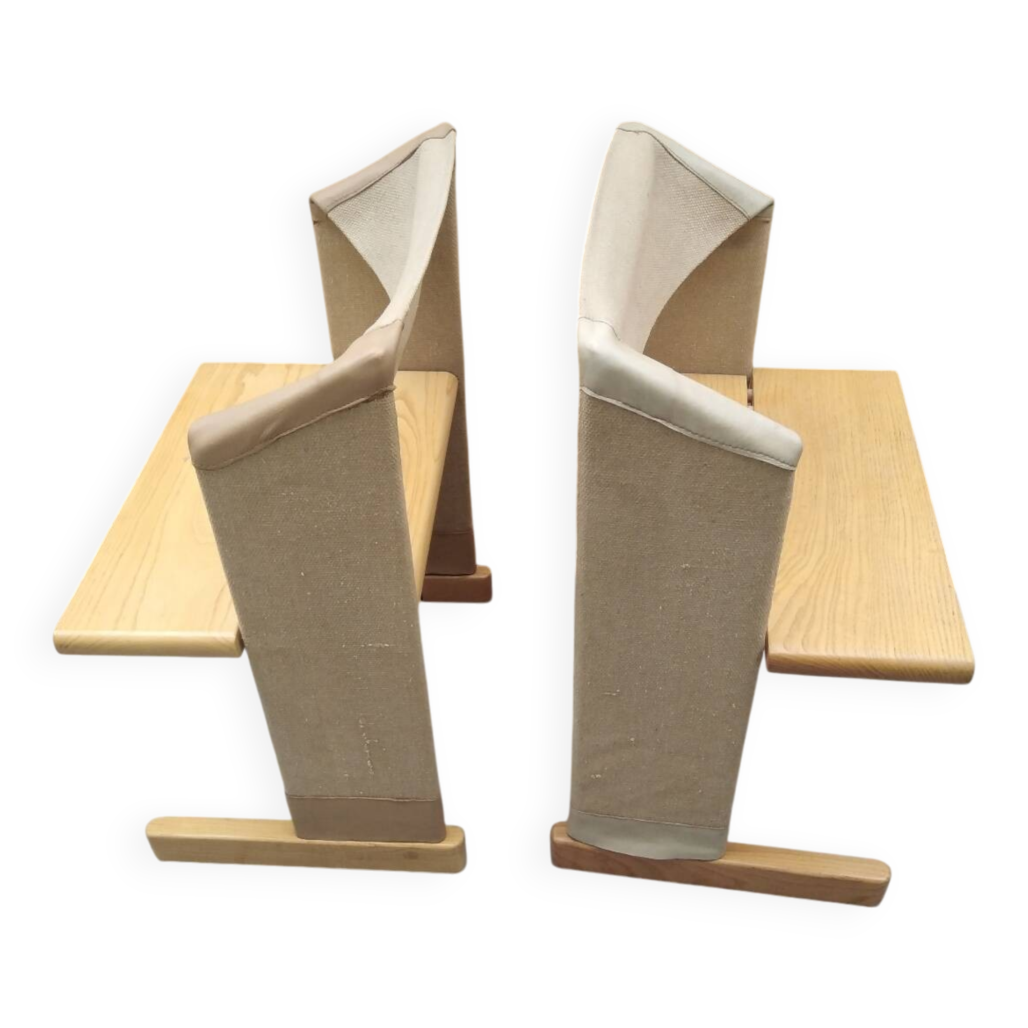Italian chairs Due Sedie 'Canossa' by Gigi Sabadin