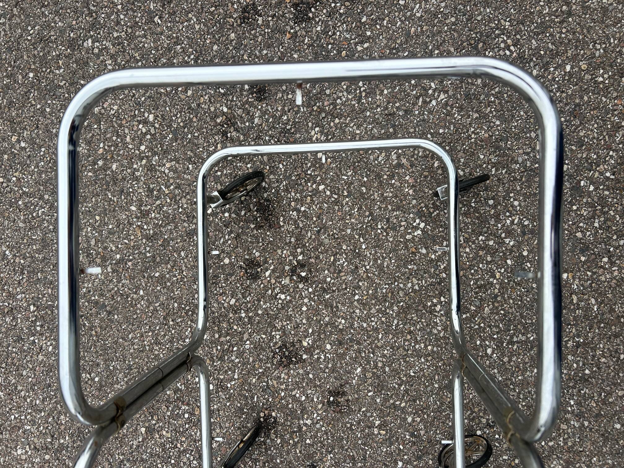 chrome rolling bar from the 1970s