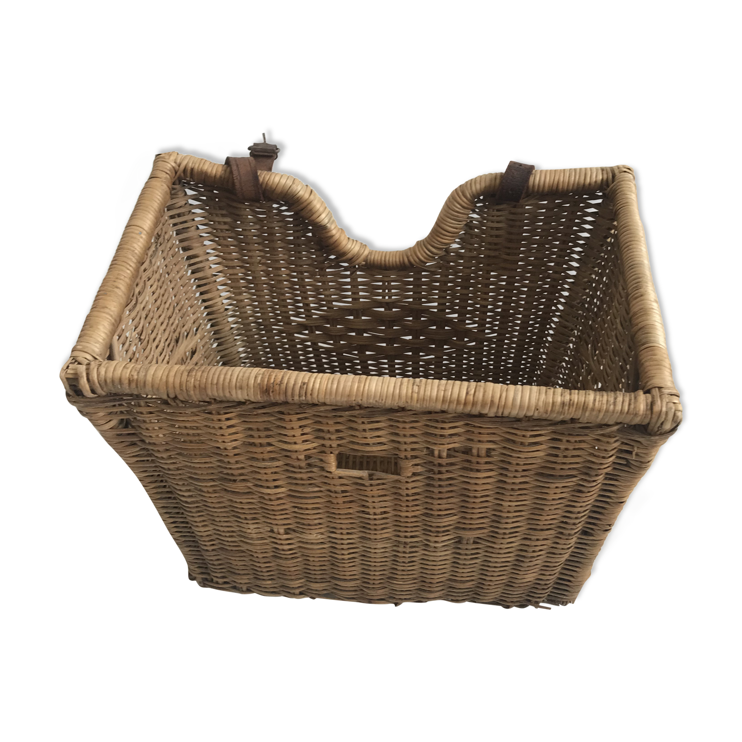 Wicker bike basket