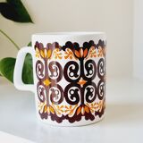 6 mugs Staffordshire Potterie England