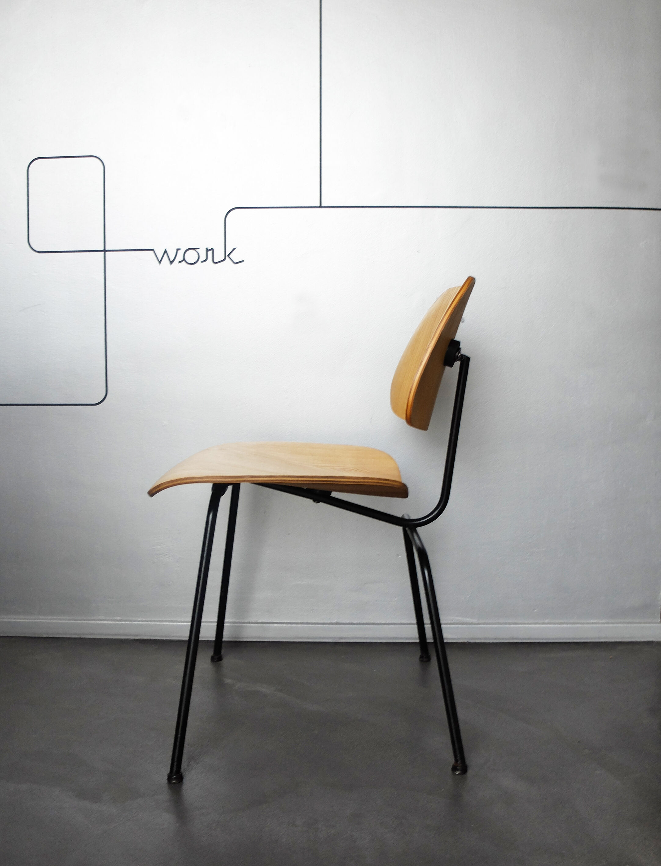Chair DCM by Charles and Ray Eames for Herman Miller, 1950