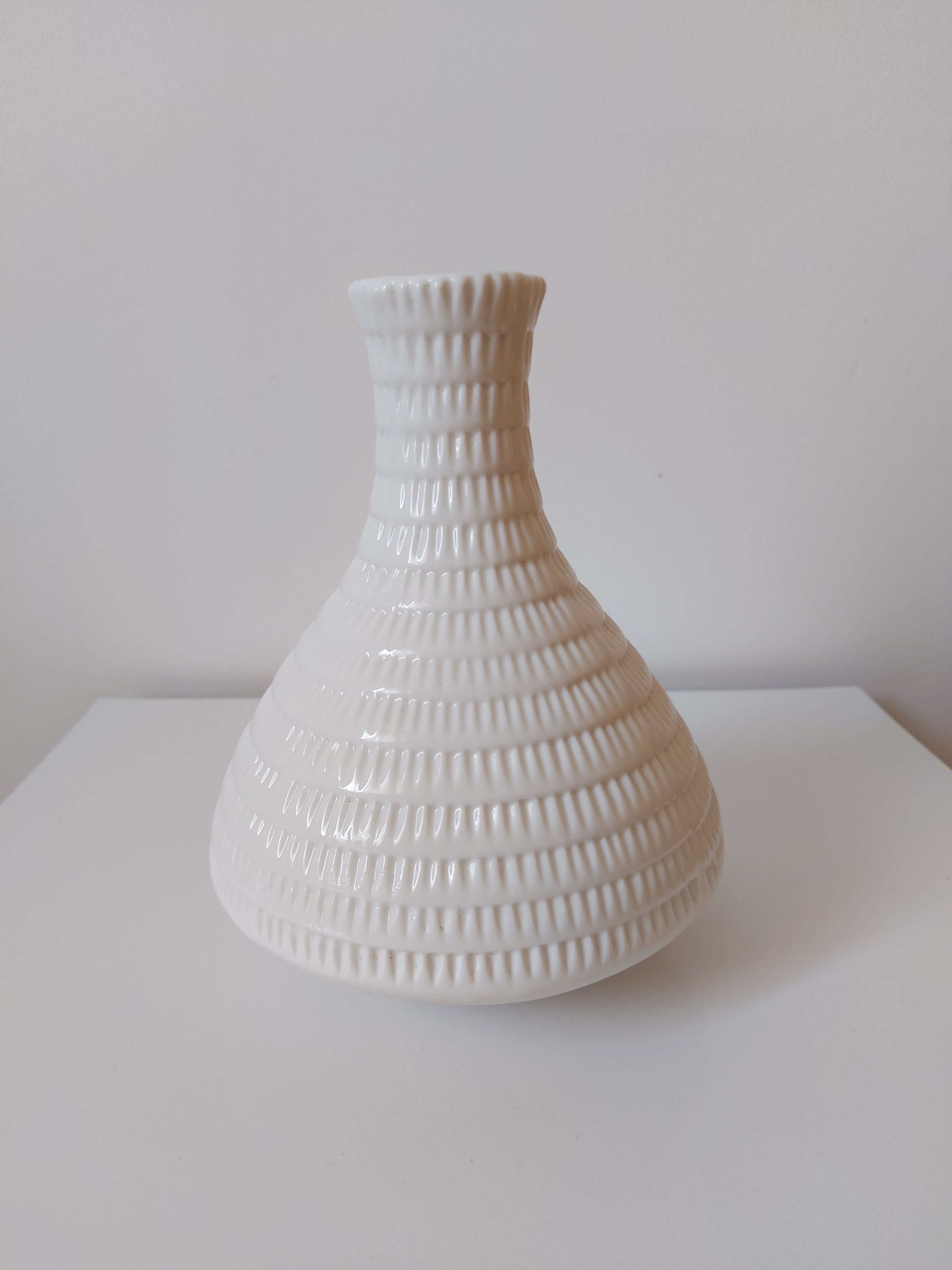 Culbuto vase