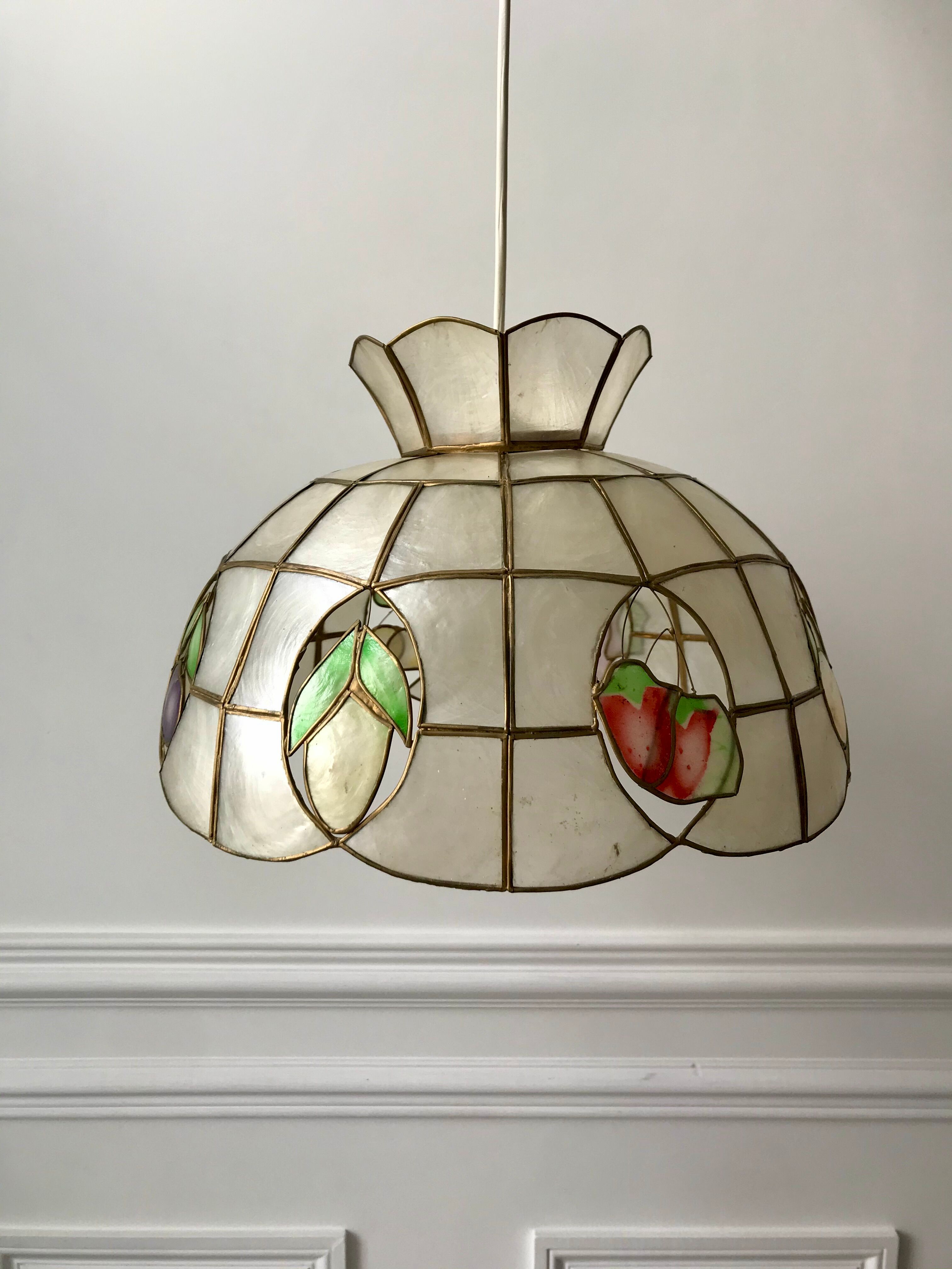 Mother-of-pearl suspension fruits 60s