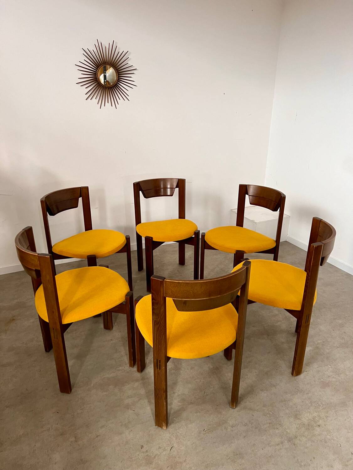 Set of 6 Scandinavian style chairs Girsberger 70s vintage solid wood mustard yellow