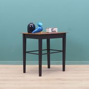 Table basse en noyer, design danois, années 1970, production : Danemark