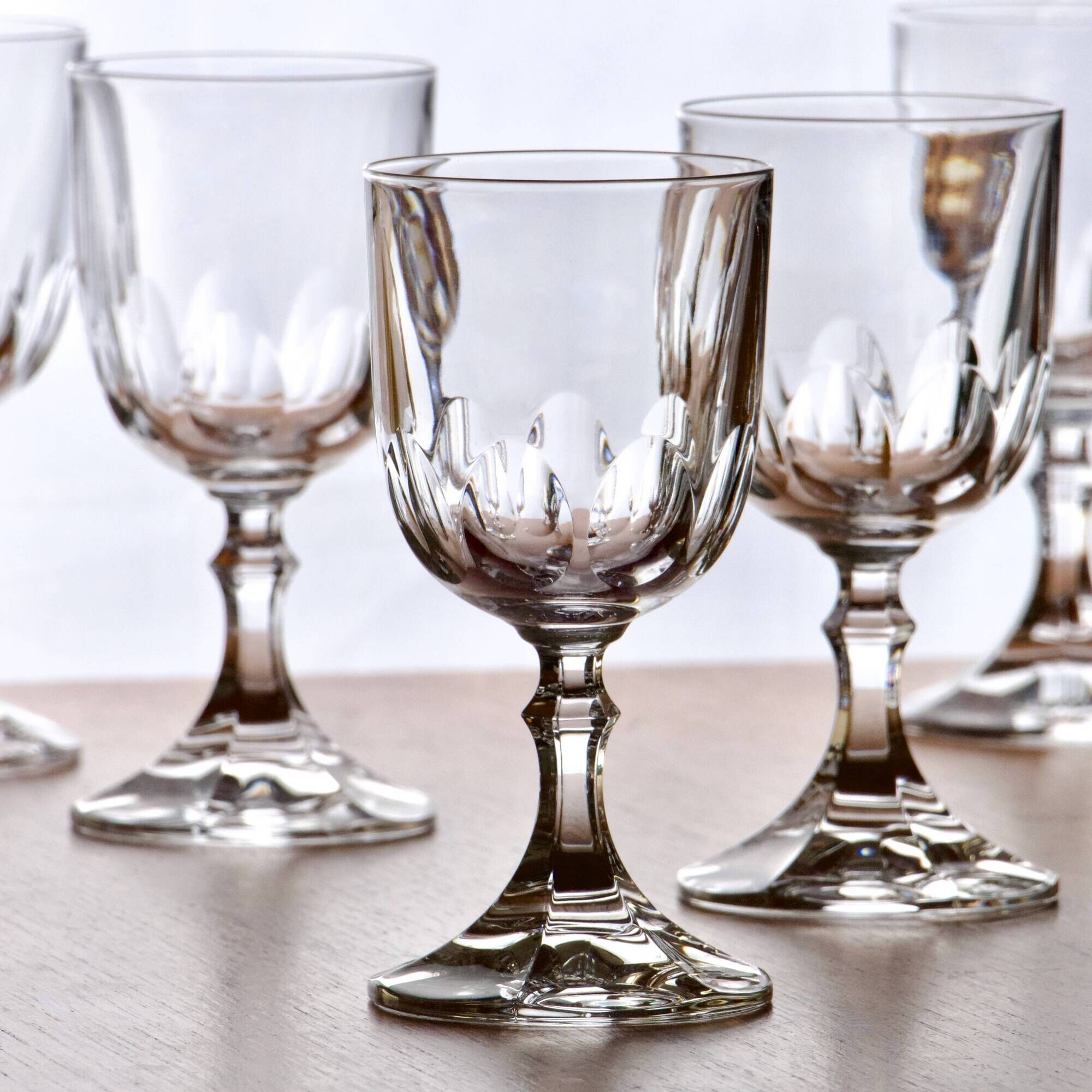 Set of 6 antique wine glasses in pearl-cut crystal