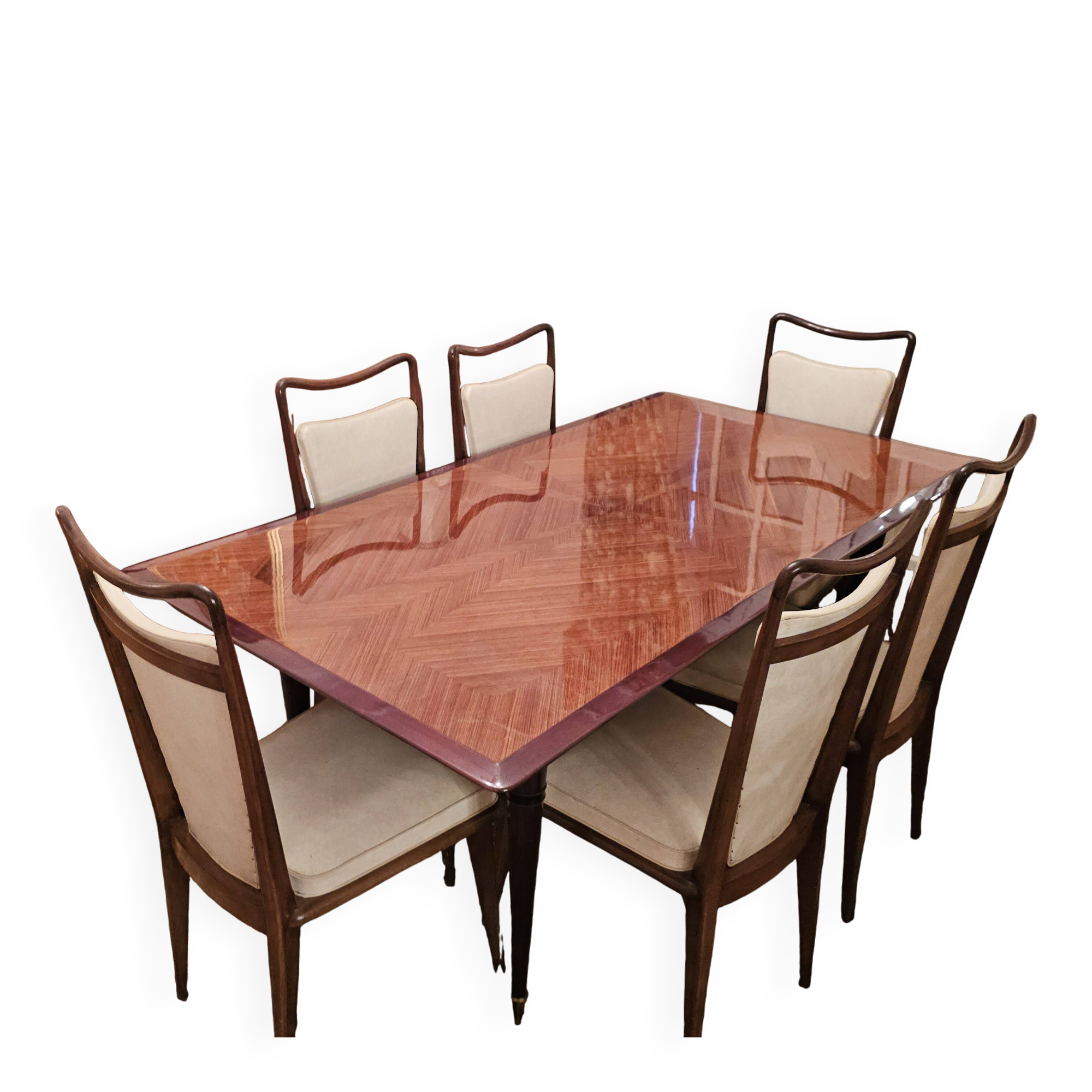 Dining room in rosewood