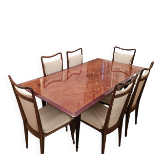 Dining room in rosewood