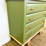 Vintage chest of drawers