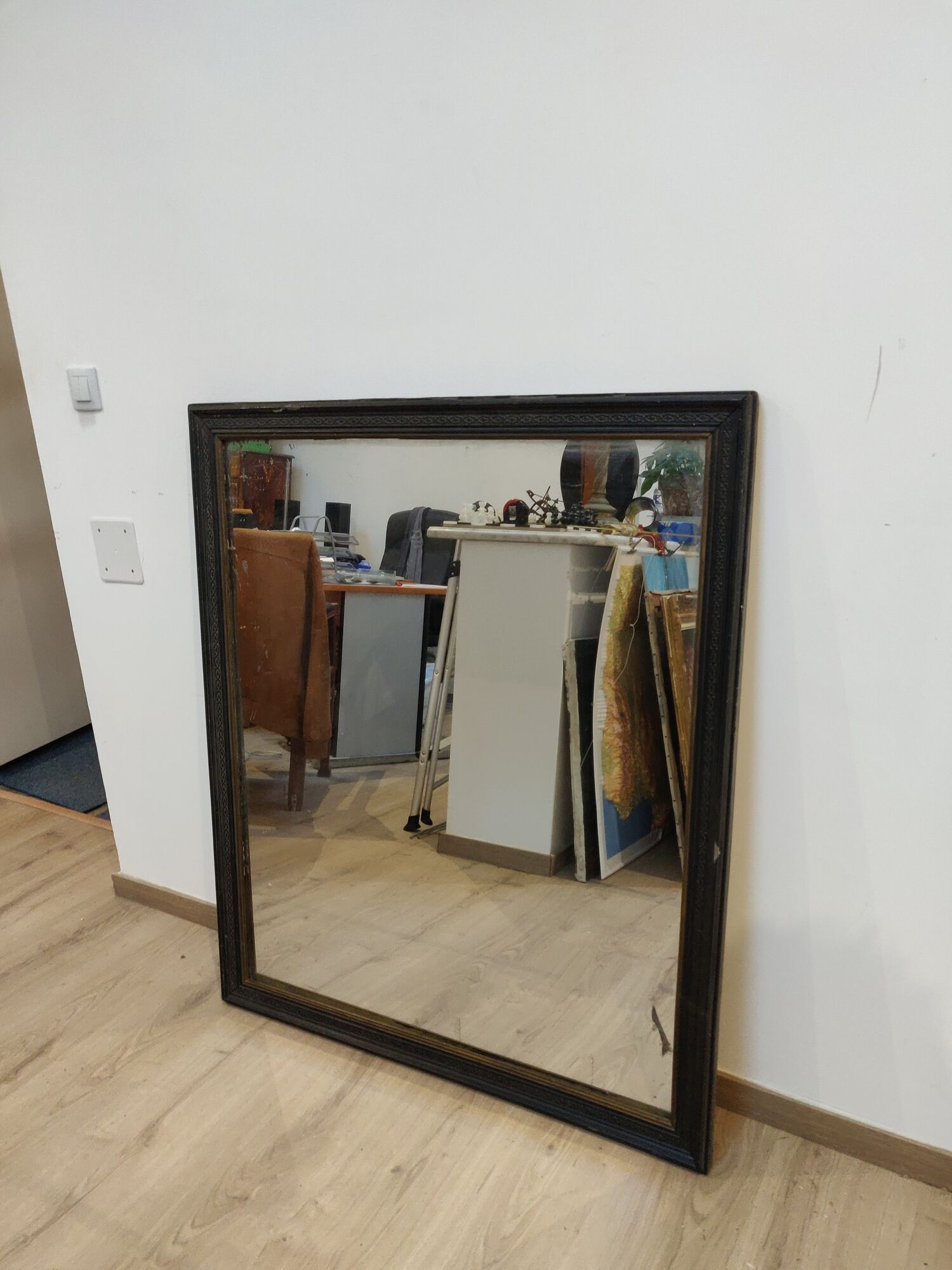 Mirror in black molded wood 109x93 Napoleon III era