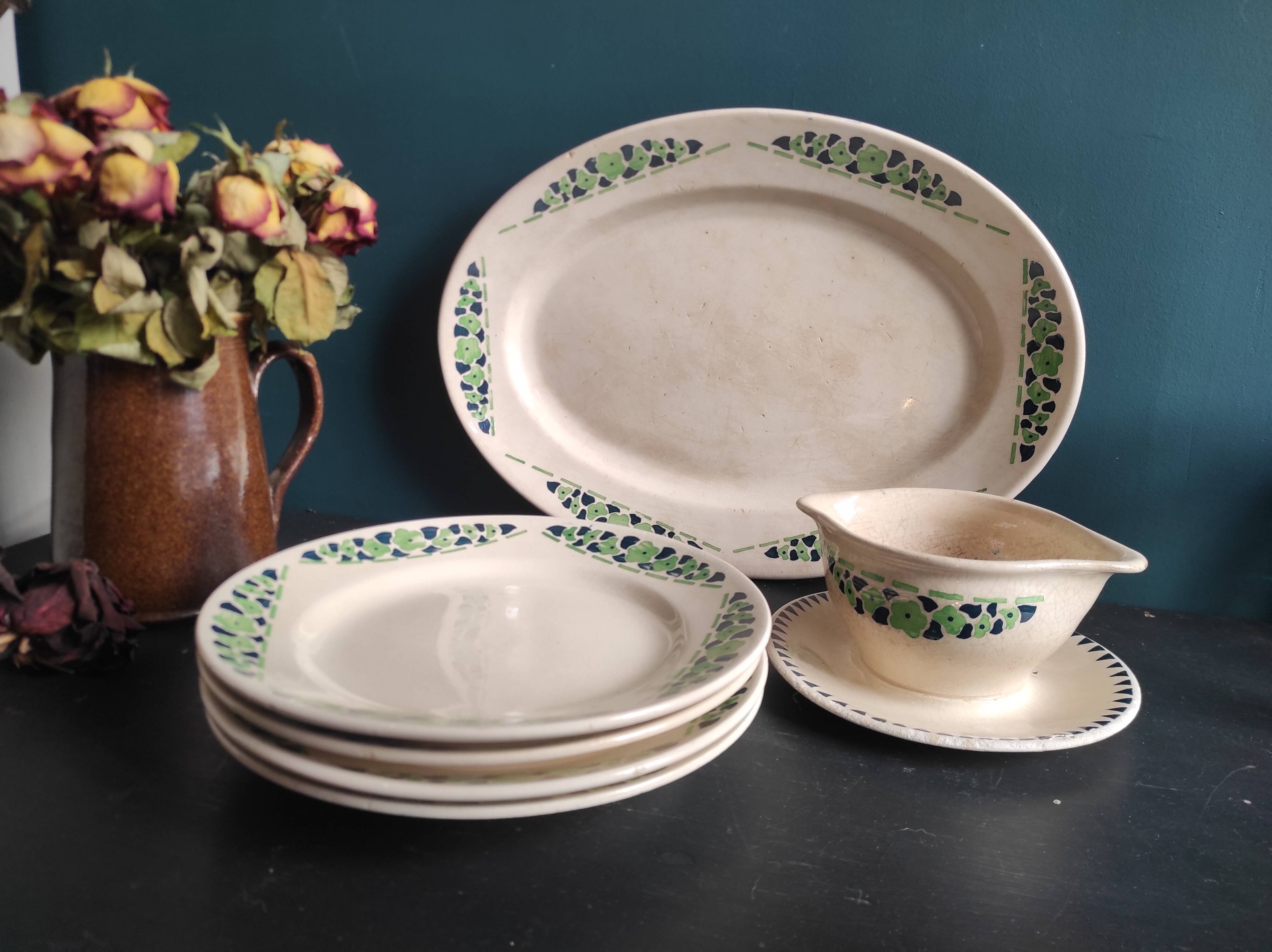 French vintage set of 4 plates, sauce boat and platter, from Longchamps, Cannes model