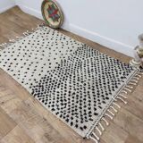 Handcrafted Moroccan Berber Rug 150 X 92 CM