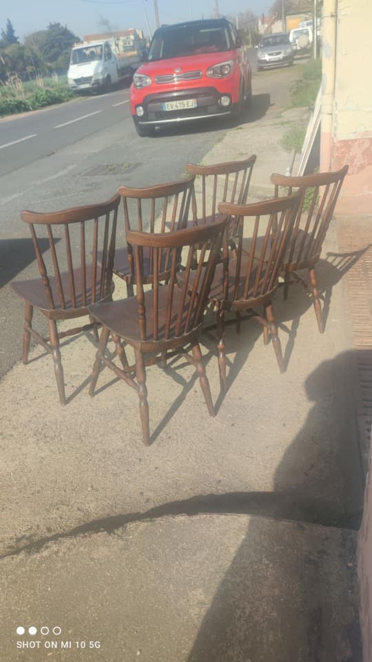 Set of 6 "Menuet" model chairs by Baumann circa 1960