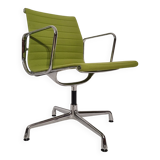 Chaise pivotante Vitra EA 108 Aluminium