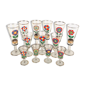 service de 13 verres