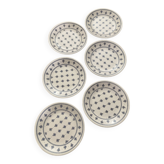 6 flat plates of Gien small blue flowers