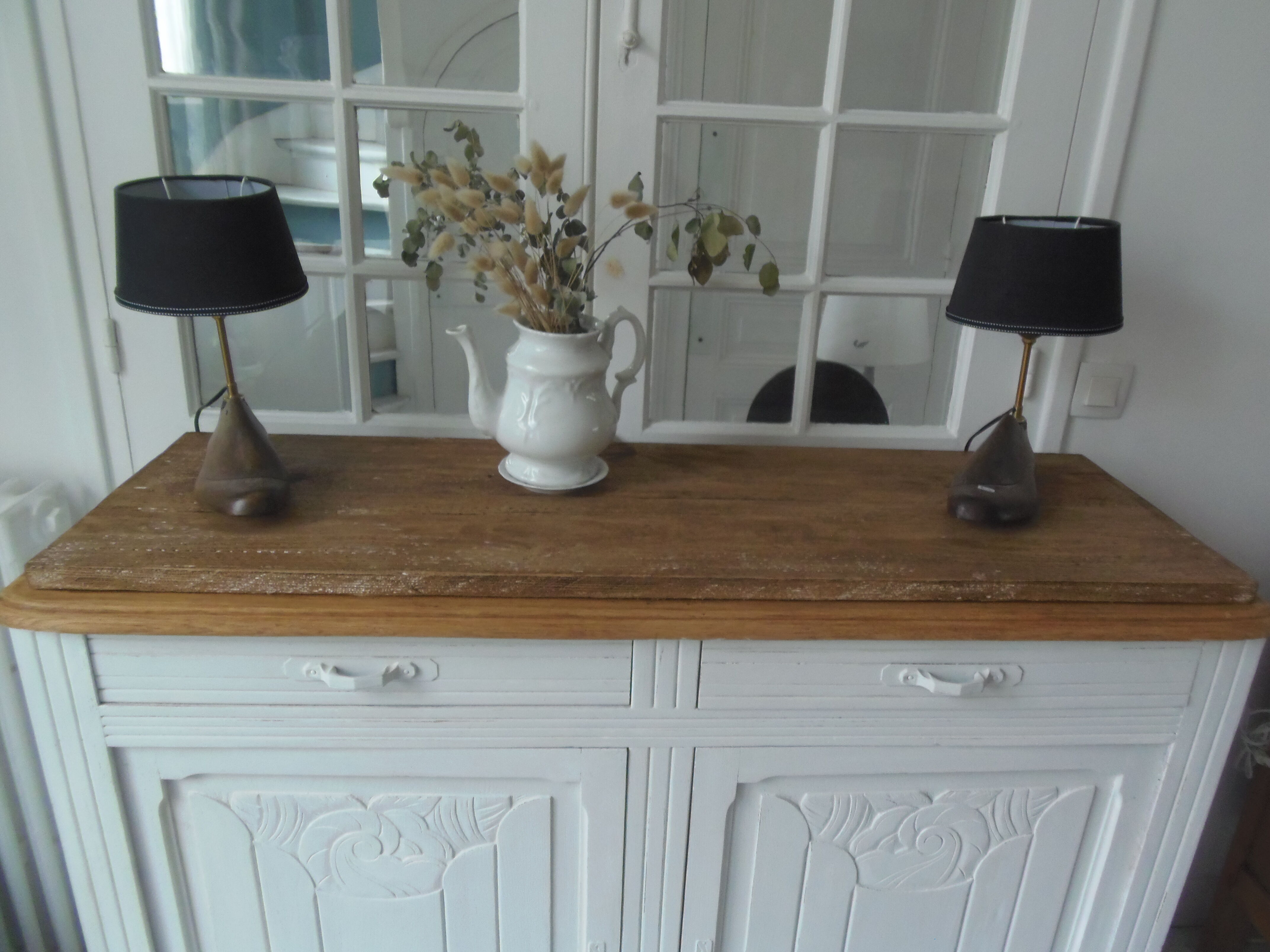 Art Deco buffet patinated pearl grey waxed finish, raw wooden tray.