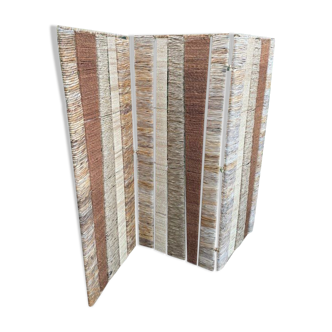 Exotic screen wicker banana rush TBE structure wrought iron