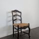 Série de 6 larges chaises de style Provençal en Noyer sculté