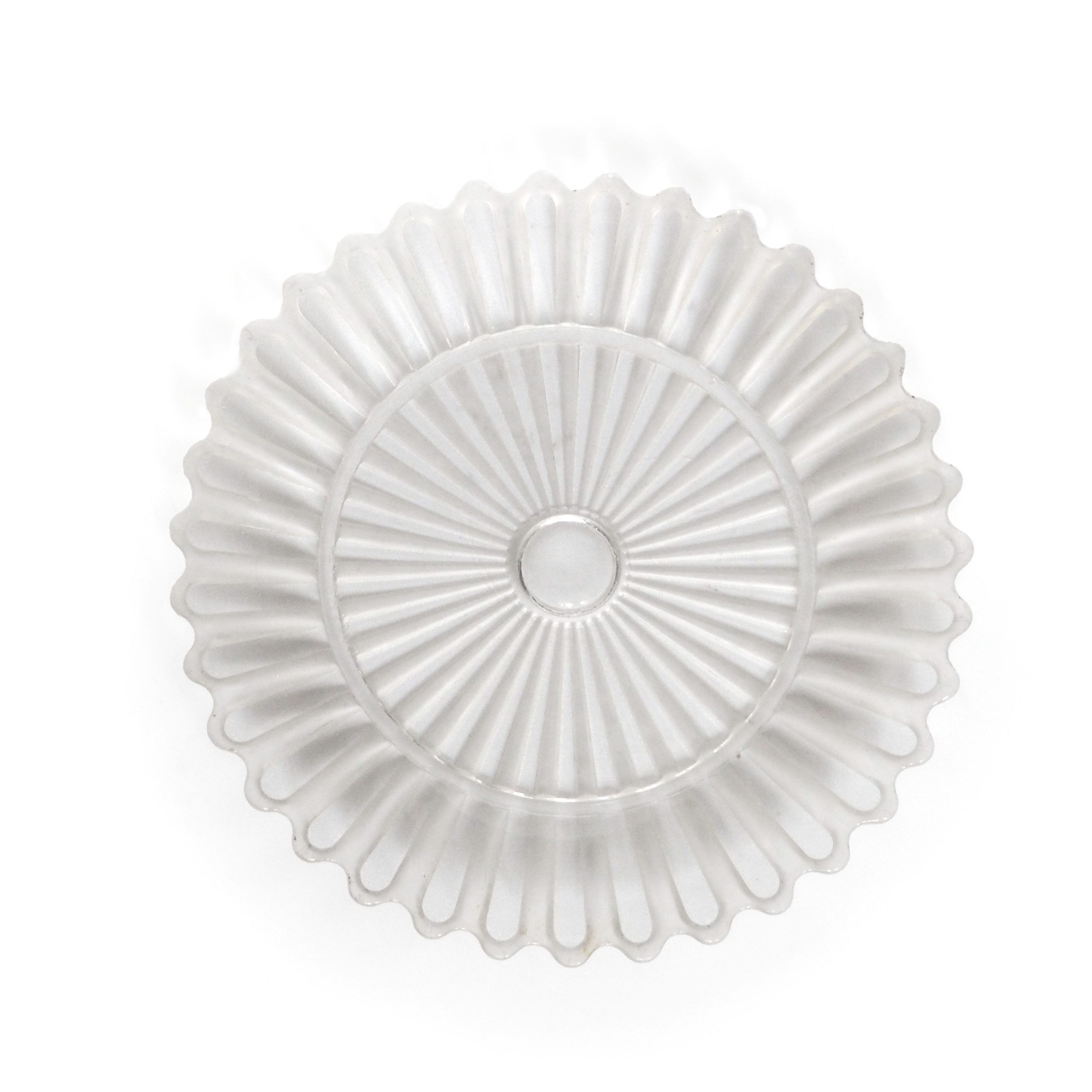 Baccarat crystal plate 4990